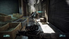 Spielszene aus "Battlefield 3" (BF3): Ob iranischer Großstadtdschungel, Kavir-Wüste, Pariser Boulevard oder Times Square - die Level bzw. Karten sind sehr eindrucksvoll in die Computerkiste gebannt.